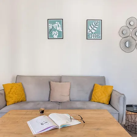 Apartment Cleopatre 3br Bright Spacious Saint-Etienne (Loire)