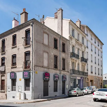 Apartment Cleopatre 3br Bright Spacious Saint-Etienne (Loire)